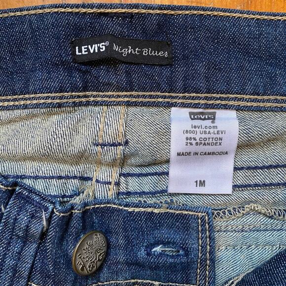 Levi’s - Picture 3 of 6